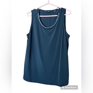 Investments II Black 1x Sleeveless Top